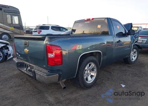 2010 Chevrolet Silverado K1500 из США, поврежденный, VIN 1GCPKPEA8AZ151765